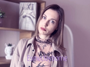 Esmeclayborne