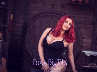 Foxy_BigTits_
