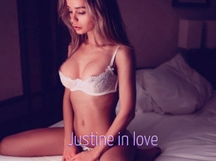 Justine_in_love