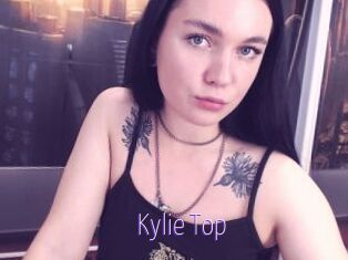 Kylie_Top