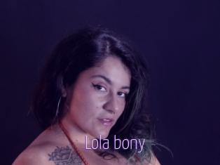 Lola_bony