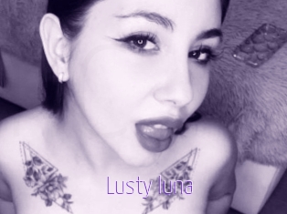 Lusty_luna