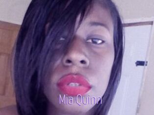 Mia_Quinn