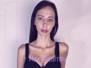 Maxineearney