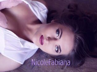NicoleFabiana
