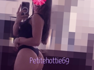 Petitehottie69