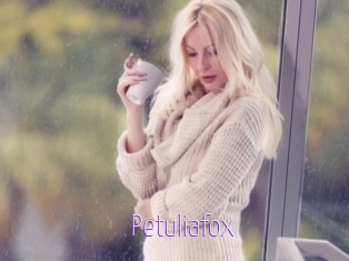 Petuliafox