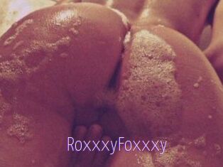 RoxxxyFoxxxy