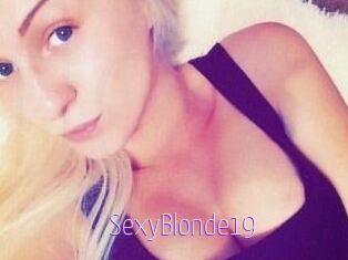 SexyBlonde_19