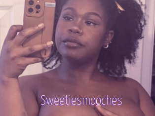 Sweetiesmooches